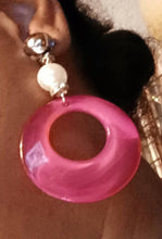 Load image into Gallery viewer, Chunky Handmade Acrylic Hoop Clip On Earrings white/clear
