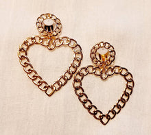 Load image into Gallery viewer, Gold Metal Chain Heart Clip On Earrings
