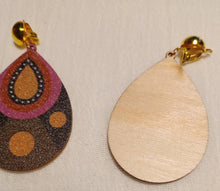 Load image into Gallery viewer, Handmade wood and glitter Clip On Earrings
