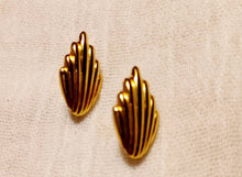 Load image into Gallery viewer, Vintage Forever Gold Art Deco Design Clip On Earrings
