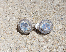 Load image into Gallery viewer, Chunky Crystal Stud Clip On Earrings gold
