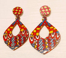Load image into Gallery viewer, Natural Wood Art Deco Hoop Clip On Earrings
