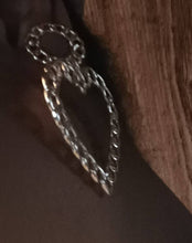 Load image into Gallery viewer, Gold Metal Chain Heart Clip On Earrings
