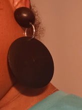 Load image into Gallery viewer, Chunky Handmade hand carved Natural Wood Clip On Earrings black 5210
