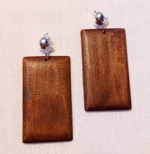 Load image into Gallery viewer, Classic Natural wood dangle Earrings Clip on
