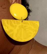 Load image into Gallery viewer, Handmade Pop Art Pink Clip On Earrings: Extra Large Wood Acrylic
