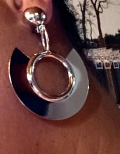 Load image into Gallery viewer, Chunky Geometric design silver hoop clip on  Earrings

