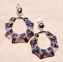 Load image into Gallery viewer, Classic Clip On Small Bamboo Hoop Earrings silver

