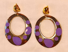 Load image into Gallery viewer, Gold Metal  Hoop Clip On Earrings
