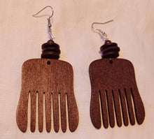 Load image into Gallery viewer, Minimalistic Afrocentric  Afro Pick Wooden Earrings brown
