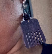 Load image into Gallery viewer, Minimalistic Afrocentric  Afro Pick Wooden Earrings brown
