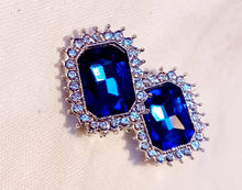 Load image into Gallery viewer, Crystal Stud Clip On Earrings blue
