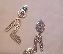 Load image into Gallery viewer, High Heel Statement Clip On Earrings Silver
