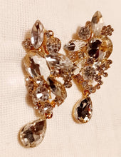 Load image into Gallery viewer, Blingy Runway Chunky gold Metal Rhinestone  Cluster Clip On Earrings
