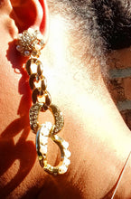 Load image into Gallery viewer, Handmade Chunky gold Acrylic Chain and rhinestone Earrings Clip On 4 in
