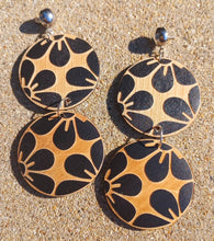 Load image into Gallery viewer, Handmade Artsy boho flower Earrings (pierced ears)
