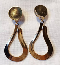 Load image into Gallery viewer, Gold Metal Abstract Hoop Clip On Earrings
