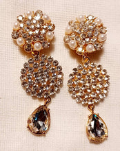 Load image into Gallery viewer, Handmade gold Metal Rhinestone and faux pearl Clip On Earrings gold
