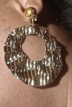 Load image into Gallery viewer, Handmade crinkle Metal Hoop Clip On Earrings silver

