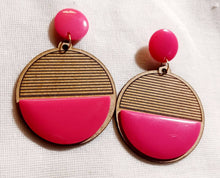 Load image into Gallery viewer, Minimalist Faux Wood and Acrylic Clip on  Earrings handmade
