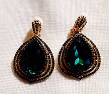Load image into Gallery viewer, Blingy Runway Chunky gold Metal Rhinestone  Cluster Clip On Earrings gold and dark green
