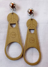 Load image into Gallery viewer, Large Wooden Zipper Clip On Earrings khaki
