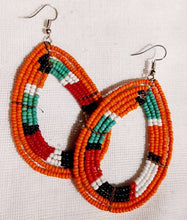 Load image into Gallery viewer, Vintage Hand beaded Maasai Dangle Earrings
