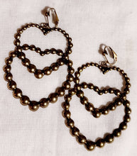 Load image into Gallery viewer, Hammered bronze Metal  Heart Clip on Earrings
