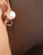 Load image into Gallery viewer, Large Classic Pearl Stud Clip On Earrings screw back
