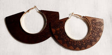 Load image into Gallery viewer, Medium sized Wood and Metal Hoop Earrings brown
