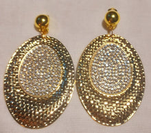 Load image into Gallery viewer, large Hammered Metal and rhinestone Disc Clip On Earrings Gold
