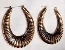 Load image into Gallery viewer, Vintage Style  Large Bamboo Fulani Earrings
