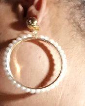 Load image into Gallery viewer, Medium sized  Clip On Pearl Hoop Earrings silver
