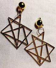 Load image into Gallery viewer, Gold Metal Minimalist Clip On Earrings
