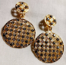 Load image into Gallery viewer, Handmade Rhinestone dangle Clip On Earrings gold
