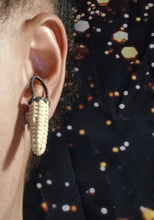 Load image into Gallery viewer, Small mini Natural Rattan basket Clip On stud Earrings
