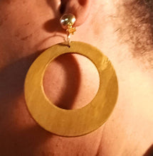 Load image into Gallery viewer, Classic Wooden Clip on Hoop Earrings

