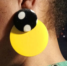 Load image into Gallery viewer, Handmade Velvet half Ball and wood Clip On Earrings
