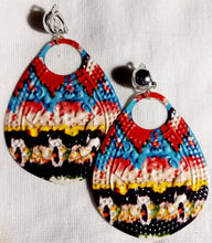 Load image into Gallery viewer, Handmade colorful Large Hammered Metal Boho Clip On Earrings Gold
