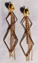 Load image into Gallery viewer, Handmade Gold Metal diamond shaped Multi Hoop Clip On Earrings
