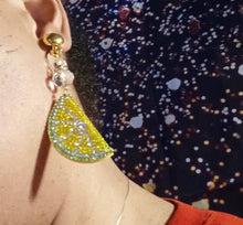 Load image into Gallery viewer, Handmade Rhinestone and Felt pop art lemon Clip On Earrings
