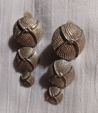 Load image into Gallery viewer, Vintage Chunky Rustic Cluster Clip On Earrings
