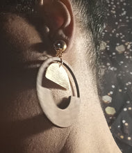 Load image into Gallery viewer, Minimalist Natural Wood Clip On Dangle Earrings brown
