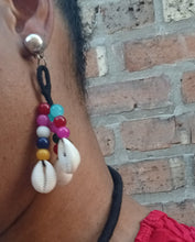 Load image into Gallery viewer, Vintage Cowrie Shell Bib Necklace &amp; Clip On Earrings Set, Handmade Kenya
