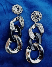 Load image into Gallery viewer, Handmade Chunky silver and black Acrylic Chain  Earrings Clip On 3 in
