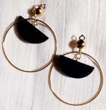 Load image into Gallery viewer, Minimalist Wood and gold hoop Clip On Dangle Earrings black
