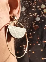 Load image into Gallery viewer, Minimalist Wood and gold hoop Clip On Dangle Earrings black
