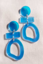 Load image into Gallery viewer, Abstract minimalist Ice Acrylic  Earrings Clip on Style

