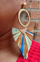 Load image into Gallery viewer, Handmade Natural Boho wood and Raffia Clip On Earrings 6 inch
