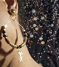 Load image into Gallery viewer, Wood bead hoop Queen Nefertiti Statement Clip On Earrings
